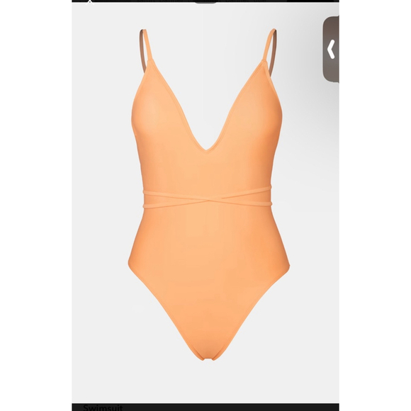 Cupshe Other - NWT size med E Oasis Lace-Back Cheeky One Piece Swimsuit